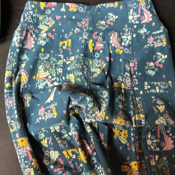 Lularoe leggings. One size. Very soft!! Cute pattern. - Picture 2 of 4